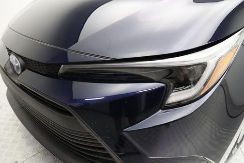 2025 Toyota Corolla Hybrid SE