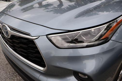 2020 Toyota Highlander Hybrid Limited