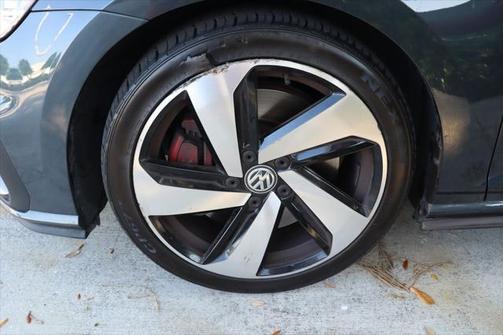 2020 Volkswagen Golf GTI 2.0T S DSG