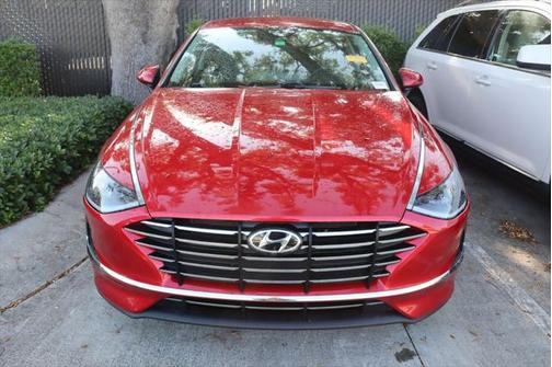 2021 Hyundai SONATA SE