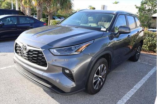 2023 Toyota Highlander XLE