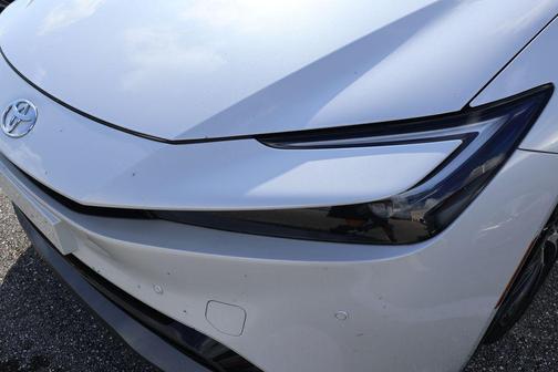 Wind Chill Pearl 2024 Toyota Prius XLE