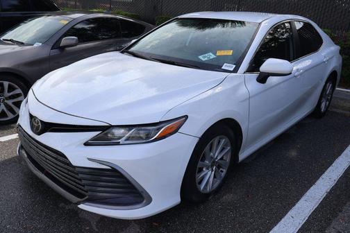 Ice Cap 2023 Toyota Camry LE