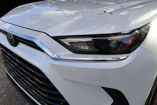 2025 Toyota Grand Highlander Hybrid XLE