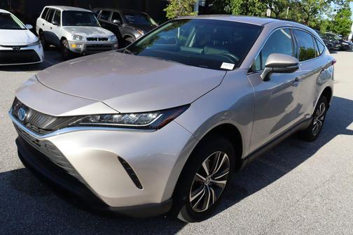 2022 Toyota Venza LE