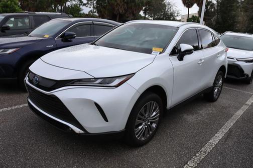 2023 Toyota Venza XLE