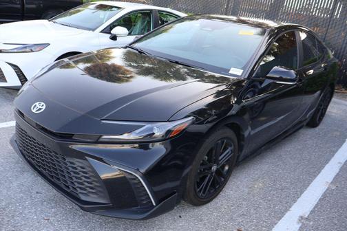 Midnight Black Metallic 2025 Toyota Camry SE
