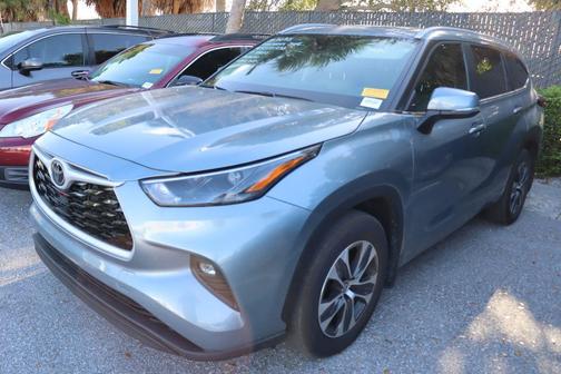 2024 Toyota Highlander XLE