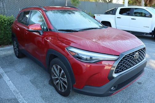 2024 Toyota Corolla Cross XLE