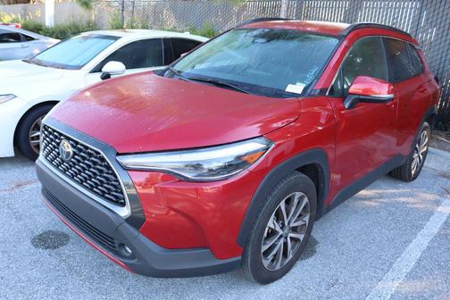 2024 Toyota Corolla Cross XLE