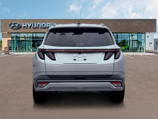 Shimmering Silver 2026 Hyundai TUCSON SEL Premium