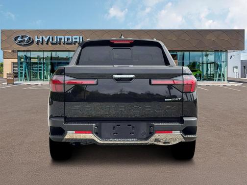 Phantom Black 2026 Hyundai SANTA CRUZ Limited