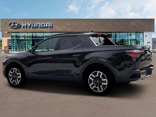 Phantom Black 2026 Hyundai SANTA CRUZ Limited