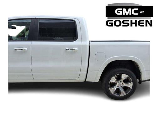 Bright White Clearcoat 2020 RAM 1500 Laramie