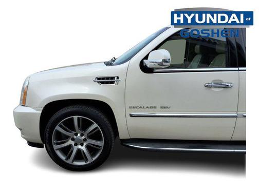 White Diamond Tricoat 2012 Cadillac Escalade ESV Luxury