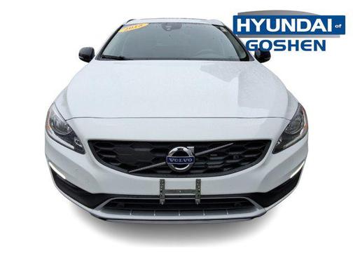 2018 Volvo V60 Cross Country T5