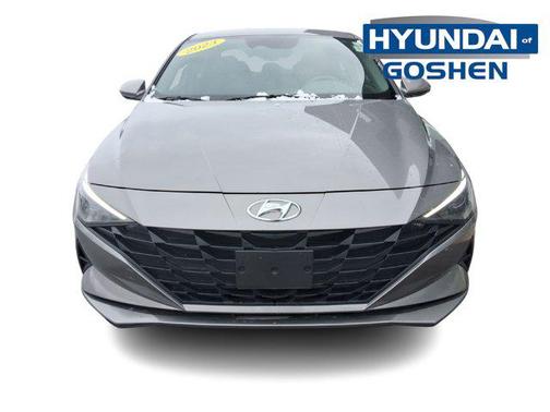 2023 Hyundai ELANTRA SE