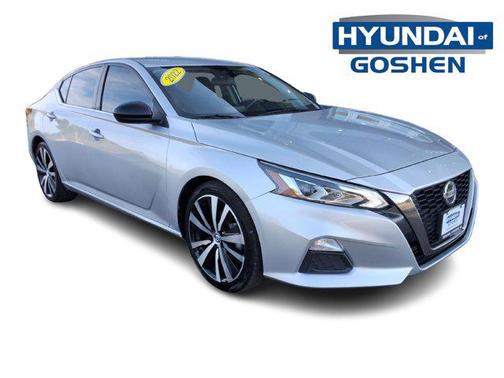 2022 Nissan Altima SR FWD