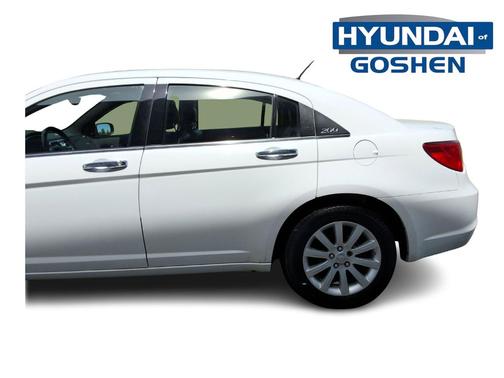 Bright White Clearcoat 2014 Chrysler 200 Limited