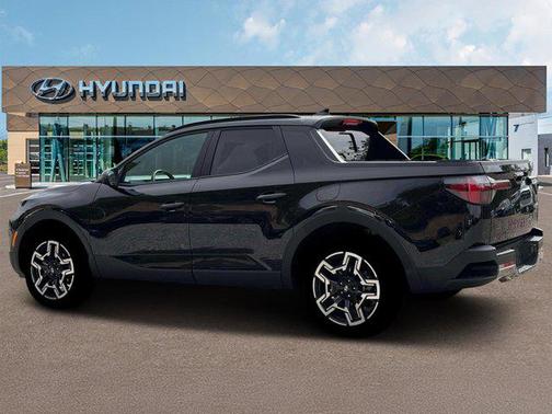 Phantom Black 2026 Hyundai SANTA CRUZ Limited