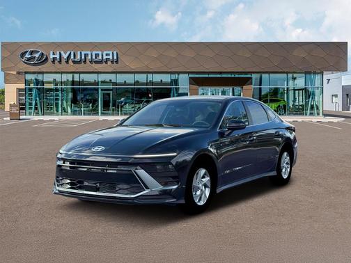 Abyss Black 2026 Hyundai SONATA SE