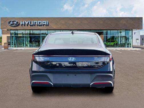 Abyss Black 2026 Hyundai SONATA SE
