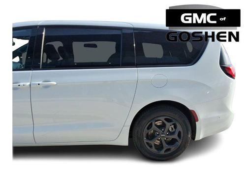 2022 Chrysler Pacifica Hybrid Limited