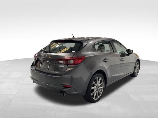 2018 Mazda Mazda3 Touring