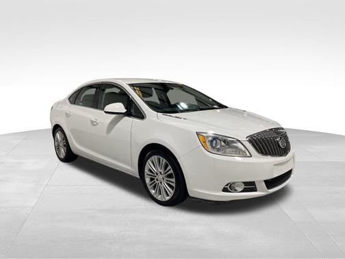 2013 Buick Verano Base