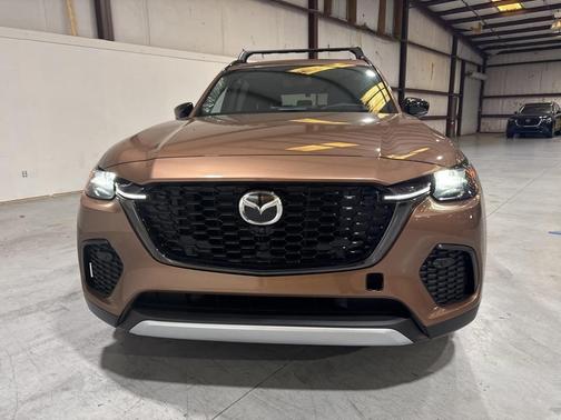 2025 Mazda CX-70 PHEV Premium Plus Package