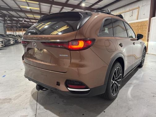 2025 Mazda CX-70 PHEV Premium Plus Package