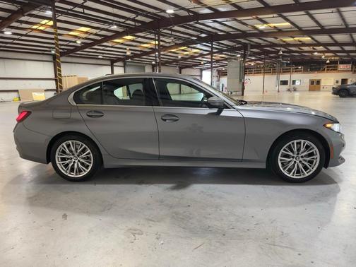 2024 BMW 330 i