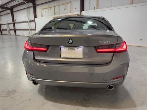 2024 BMW 330 i