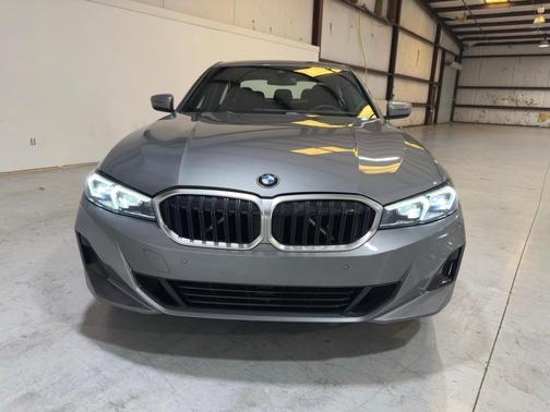 2024 BMW 330 i