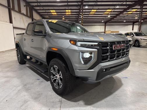 2024 GMC Canyon AT4