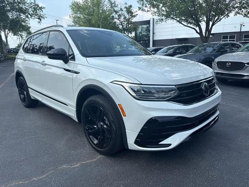 2023 Volkswagen Tiguan 2.0T SE R-Line Black