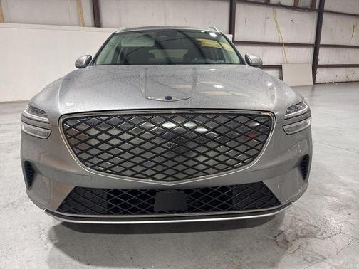2023 Genesis Electrified GV70 Advanced