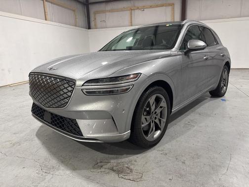 2023 Genesis Electrified GV70 Advanced