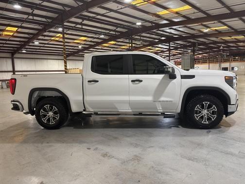 2025 GMC Sierra 1500 Pro