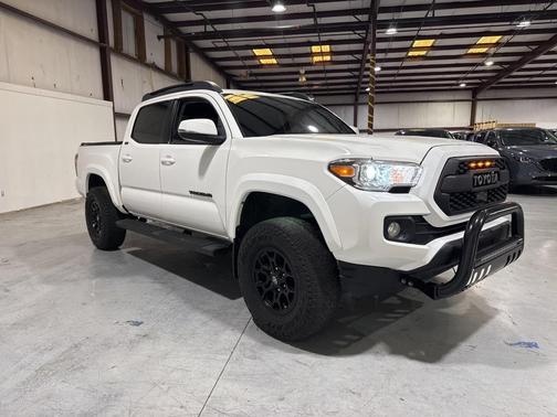 2022 Toyota Tacoma SR5