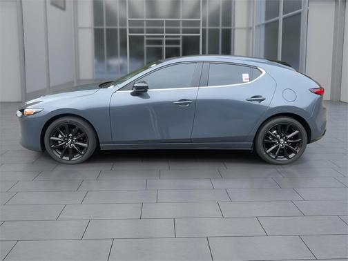 2025 Mazda Mazda3 Carbon Edition