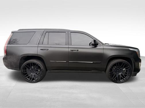 2017 Cadillac Escalade Platinum
