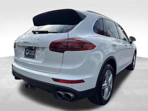 2018 Porsche Cayenne S