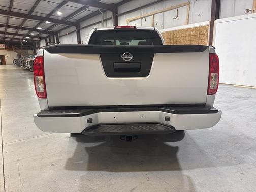 2017 Nissan Frontier S