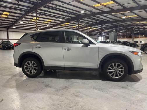 2023 Mazda CX-5 Preferred