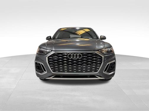 2022 Audi Q5 45 S line quattro Premium