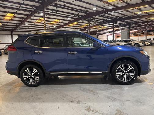 2017 Nissan Rogue SL