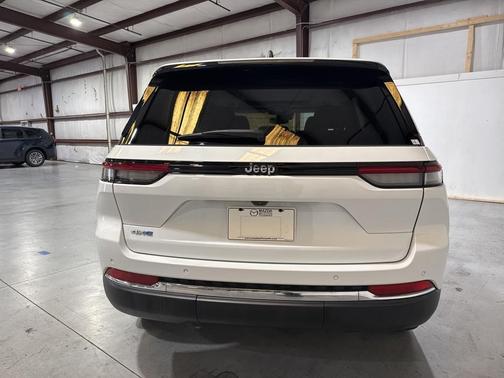 2022 Jeep Grand Cherokee 4xe Base