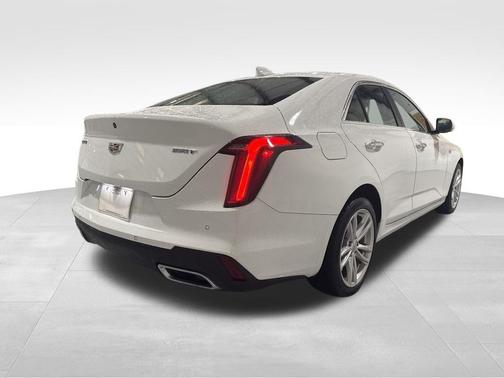 2023 Cadillac CT4 Luxury