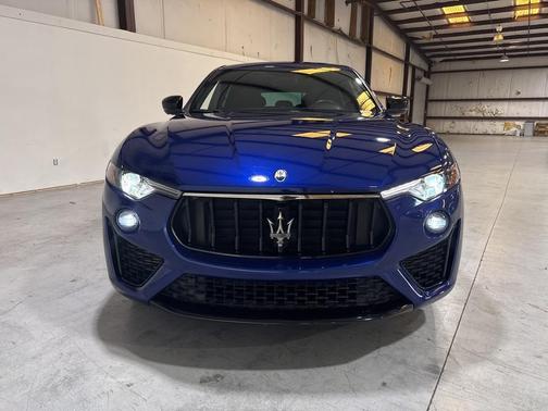 2022 Maserati Levante Modena